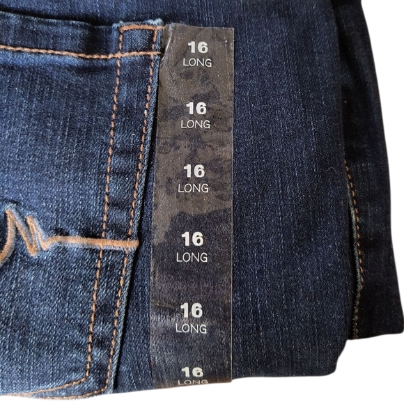 NWT Maurices Dark Blue Mid Rise SlimBoot Cut Jeans Size 16 Long - Picture 10 of 10